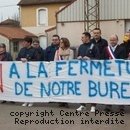 Les salariés de Scopelec manifestent devant le siège d'Orange à Paris