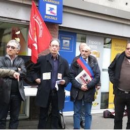 Service Public les bureaux de poste parisiens dans la tourmente