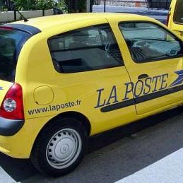 La poste prend des décisions controversées