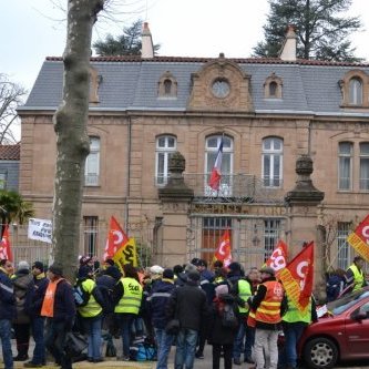 Conflit à La Poste de Réquista : 20 h de négociation pour un accord