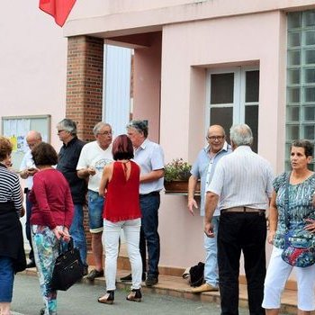 Collectif Touche pas à ma poste !