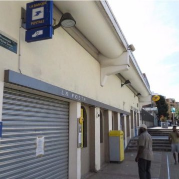 Colère des habitants du Champy après la fermeture surprise de la Poste