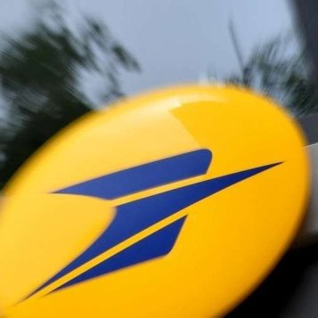 Un postier en grève menace de s'immoler par le feu à Levallois-Perret
