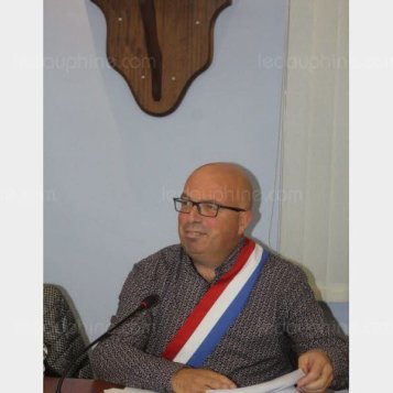 Le maire s'insurge contre la fermeture de La Poste en 2019
