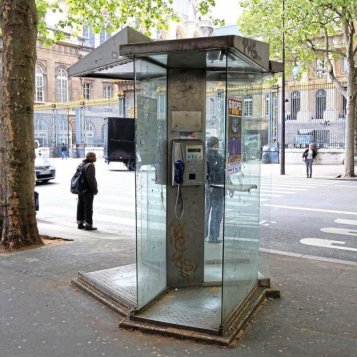 C'est la fin des dernières cabines publiques