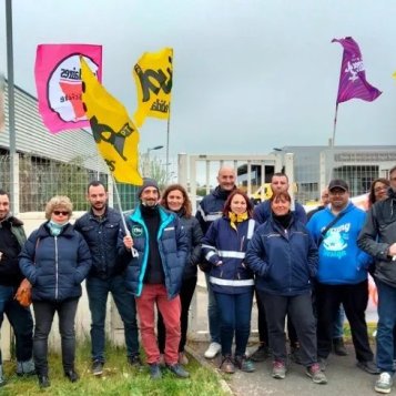La grève reconduite ce mercredi au centre de distribution de La Poste d'Ingré