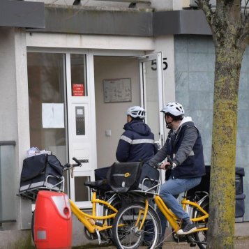 Grève à La Poste de Charleville 