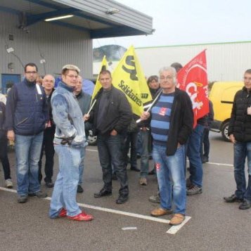 Les postiers en grève ce mardi matin à St Dié