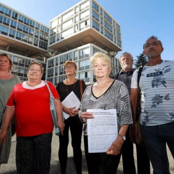 Un millier d'habitants des vallées mobilisés contre la détérioration des services de La Poste