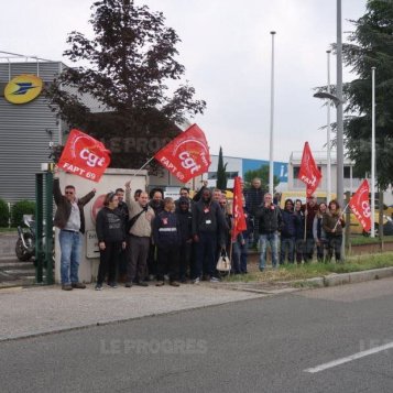 La Poste : la grève se poursuit à Rillieux-la-Pape