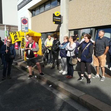 Grève et rassemblement ce matin devant la PPDC du Havre et sur Fécamp.