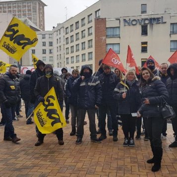 Vaste mouvement de grève des facteurs à venir, contre les « tournées sacoches »