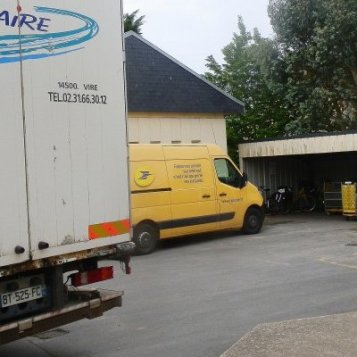 Un centre de tri vit son dernier jour
