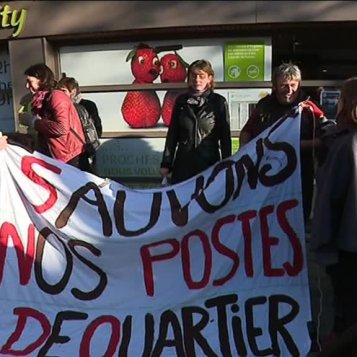 Mobilisation suite à la fermeture du bureau de poste à Saint-Leu
