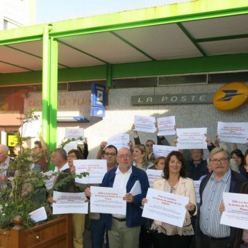 Fermeture d'un bureau de poste à Cachan : Le collectif d'élus et de citoyens dénonce « une décision scandaleuse ».