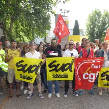 Grève au centre de tri d'Avignon-Courtine