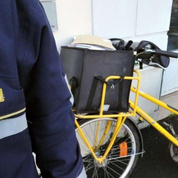 Bègles : les facteurs font la grève du zèle au code de la route