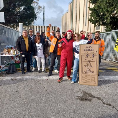 Piquet de grève CGT Fapt et SUDPTT des technicien.nes d'intervention dOrange